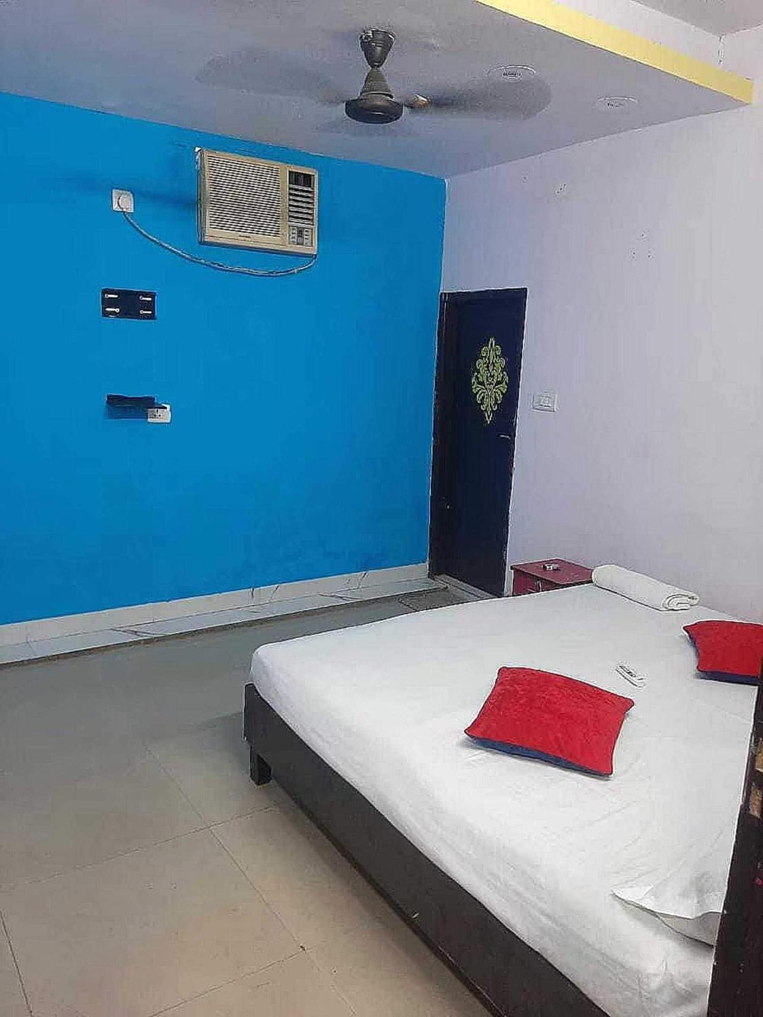 Hotel O Rl Residency Ghaziabad Ngoại thất bức ảnh
